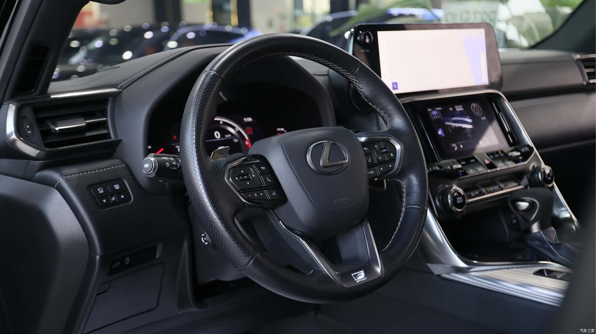 Lexus LX, 2024 8