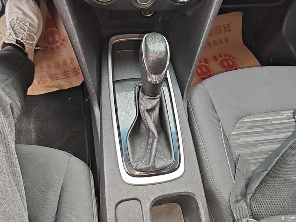 Chevrolet 320, 2019 14