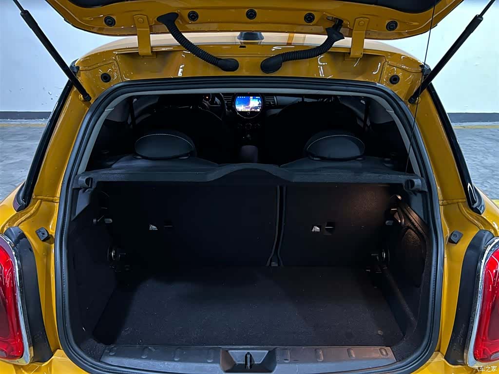 Mini ONE, 2015 7