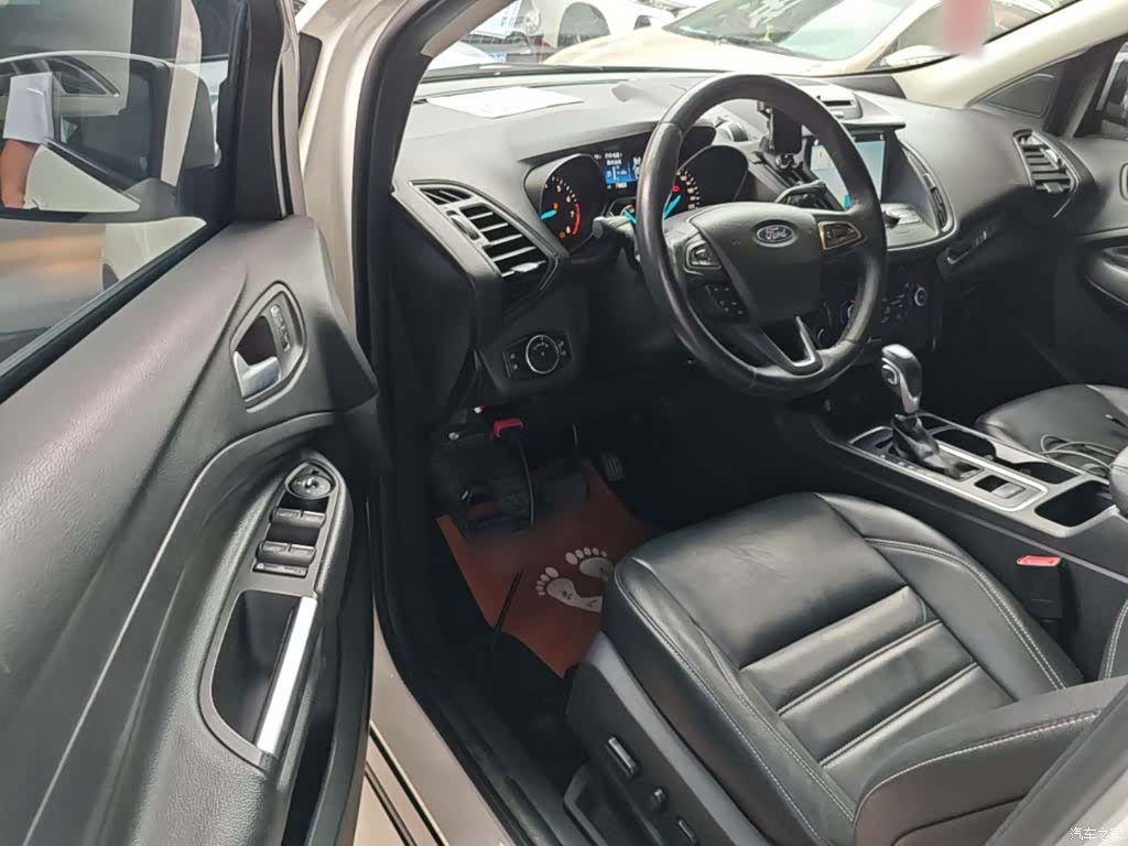 Ford Kuga, 2018 16