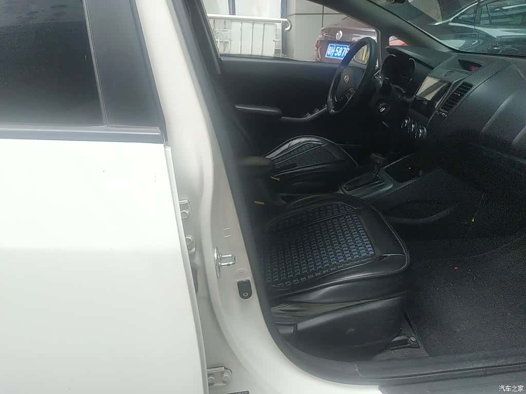 Kia K3, 2014 25