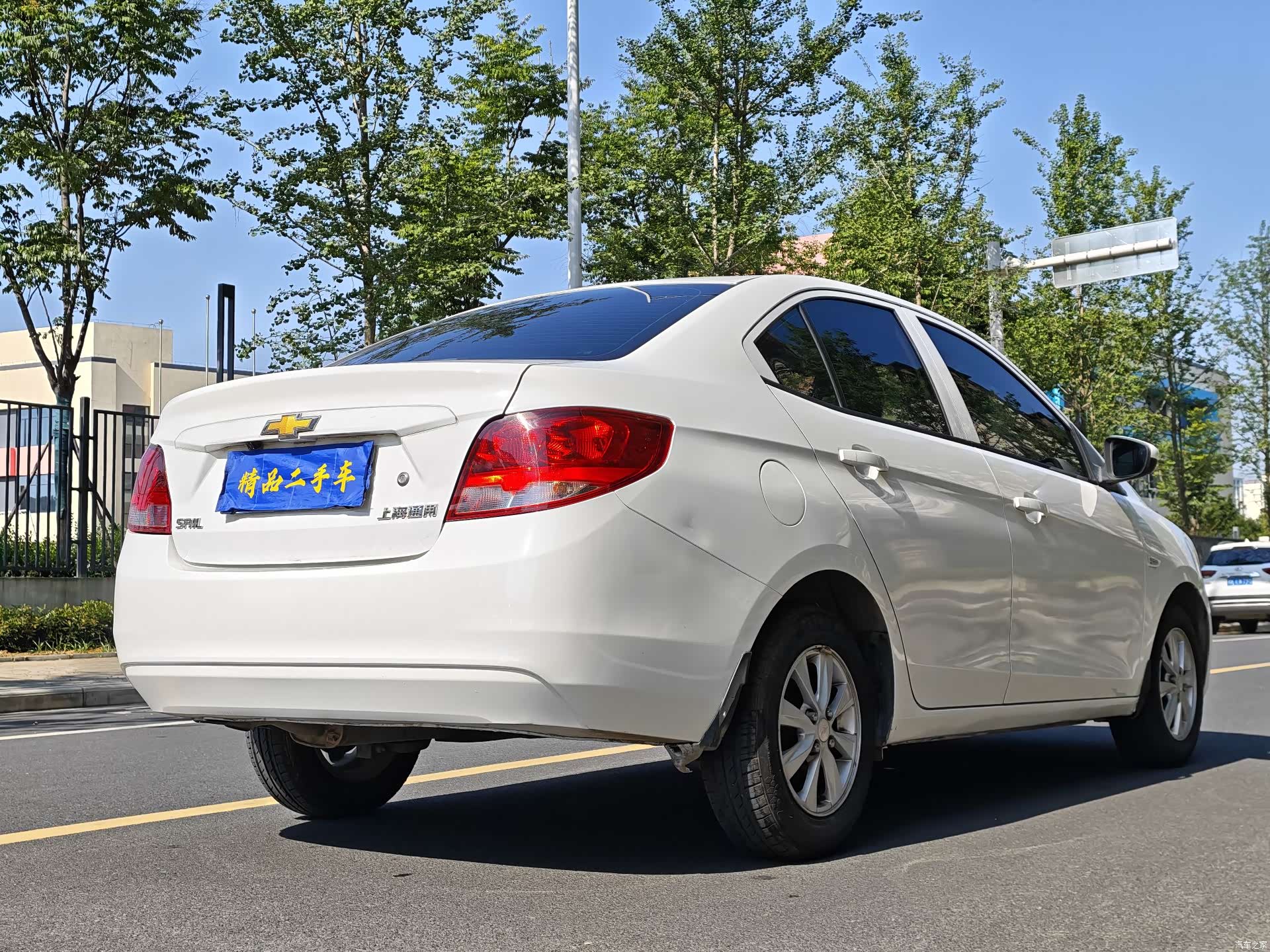 Chevrolet 3, 2015 4