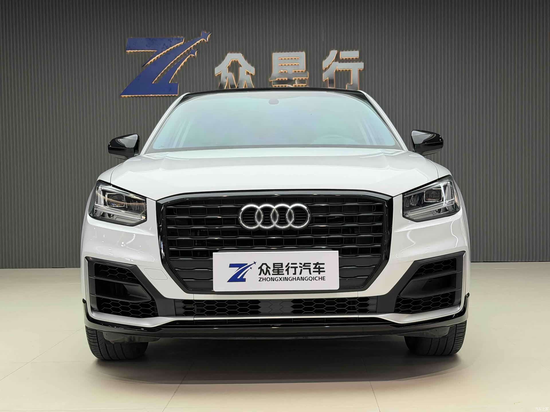Audi Q2L, 2019 2