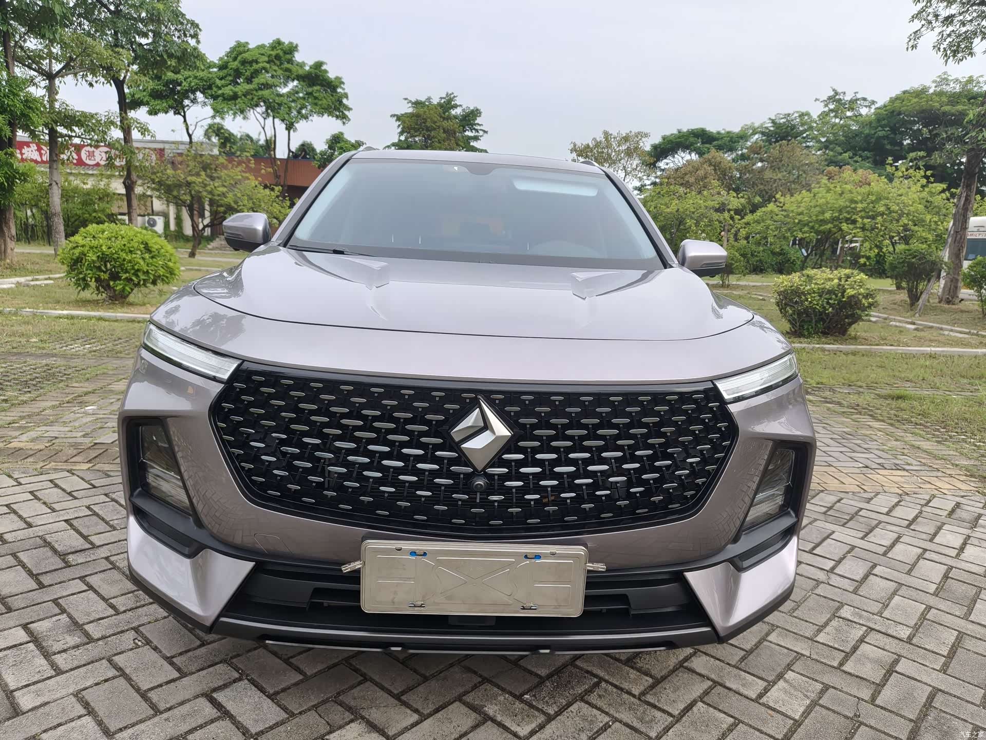 Wuling RS-5, 2019 2
