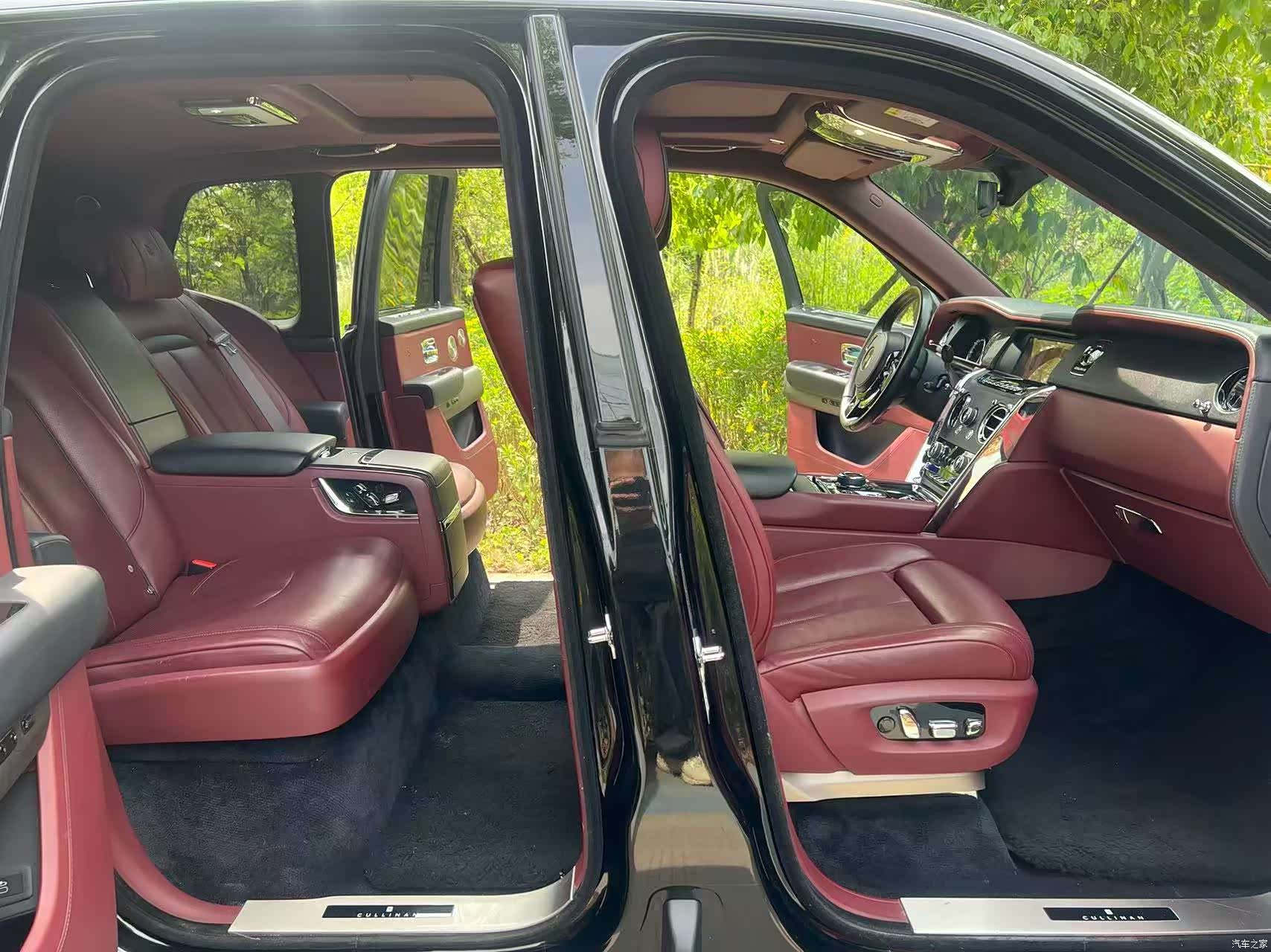 Rolls-Royce Cullinan, 2020 все фото