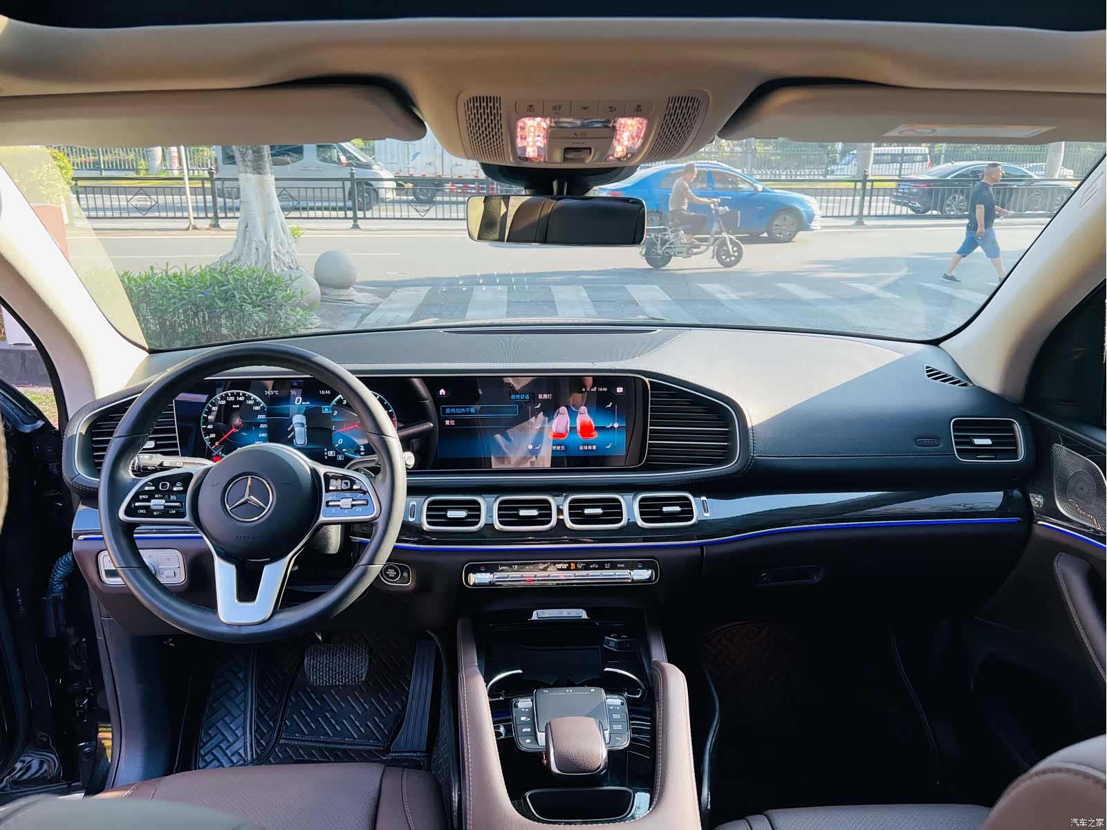 Mercedes-Benz GLE, 2022 13
