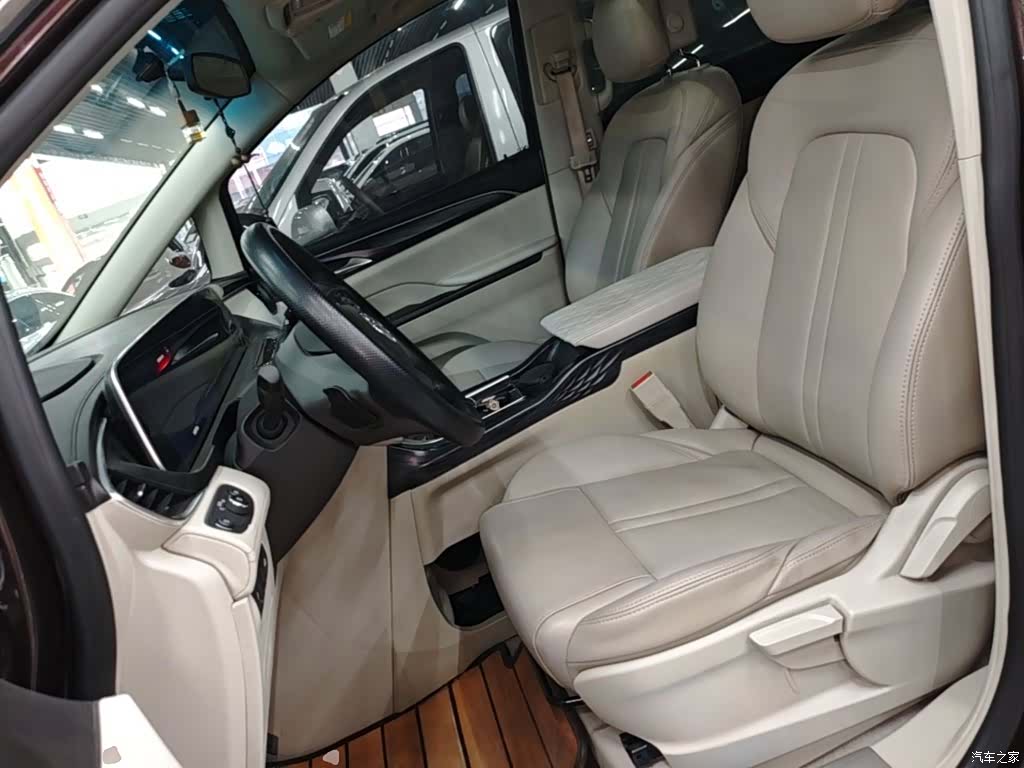 Buick GL8, 2020 15