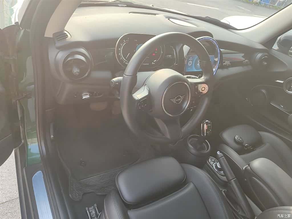 Mini Cooper, 2022 10