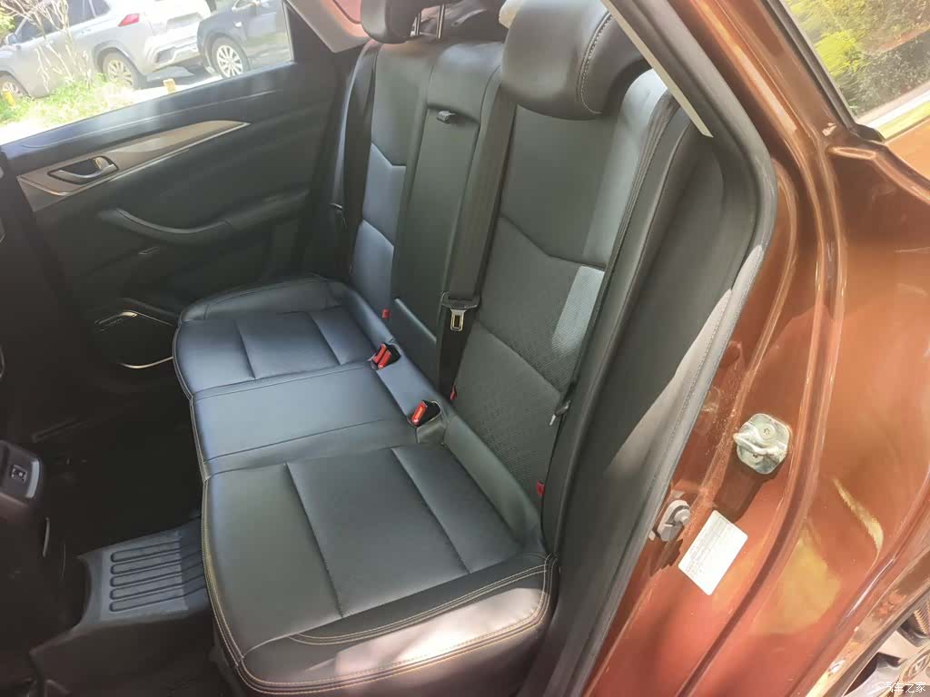 Changan Eado, 2019 15