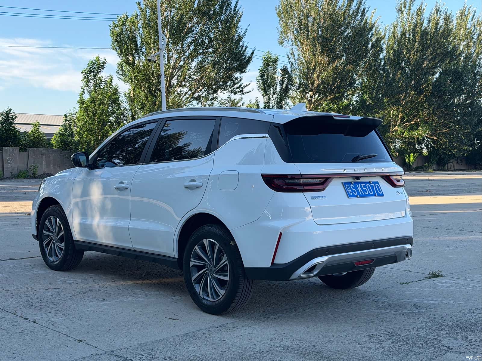 Geely X6, 2023 4