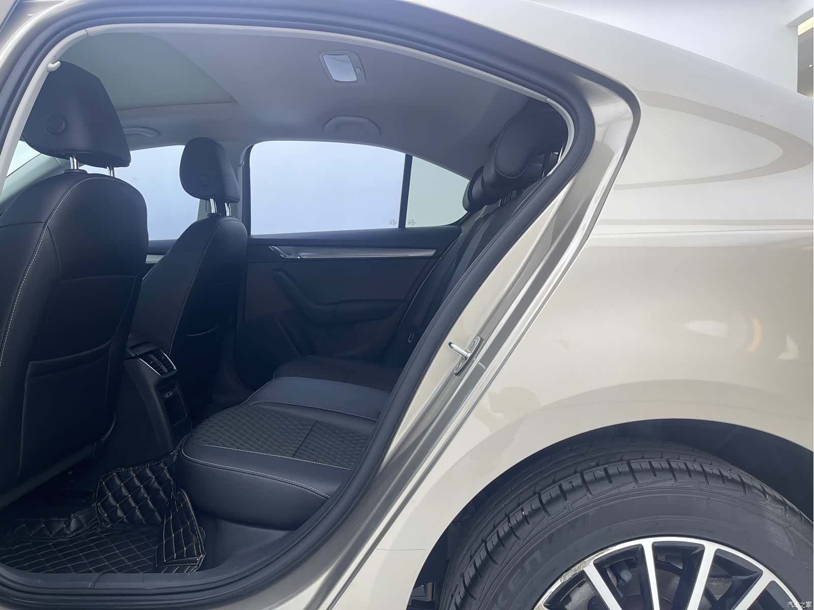 Skoda Octavia, 2018 11