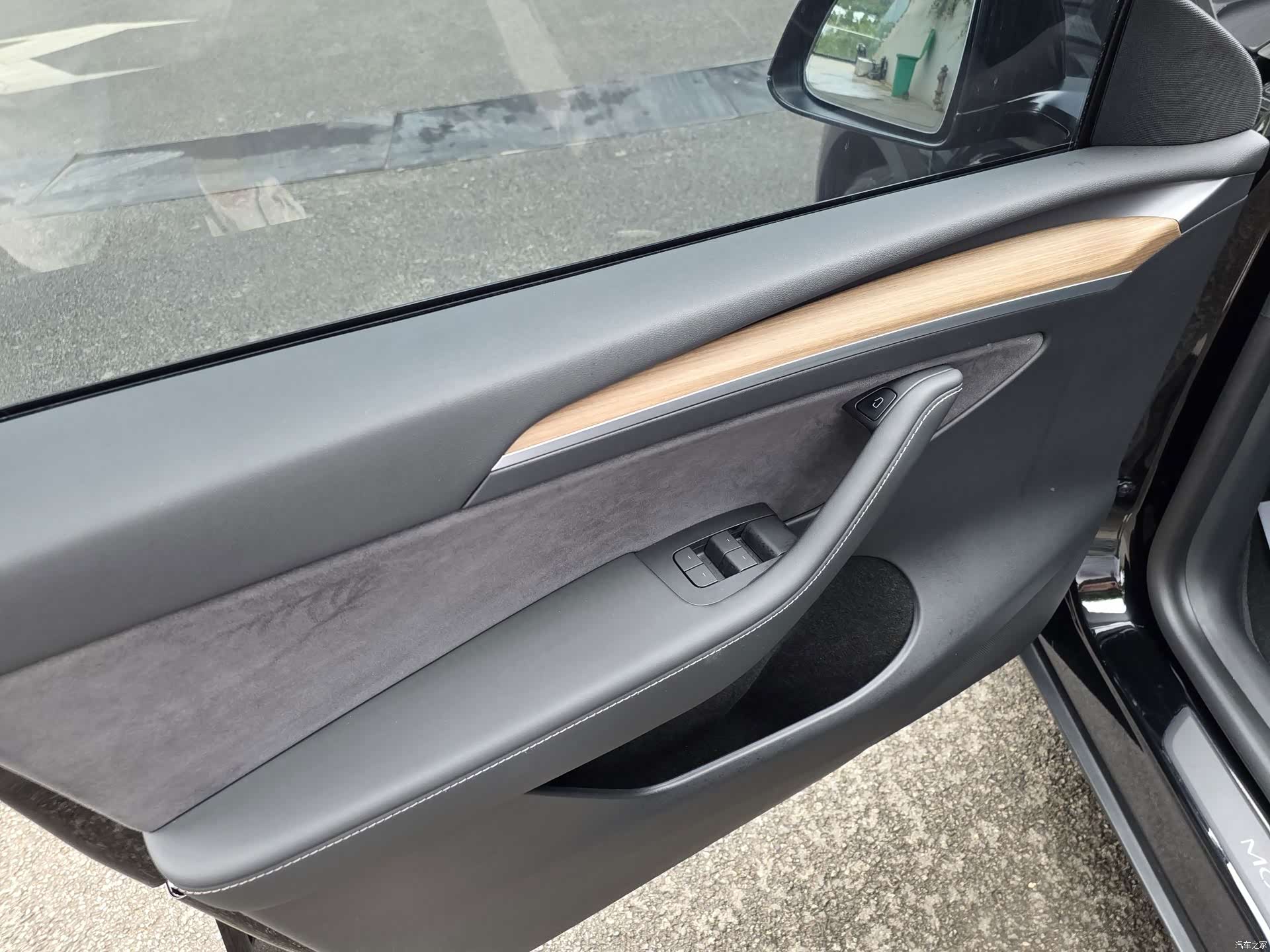 Tesla Model Y, 2021 17
