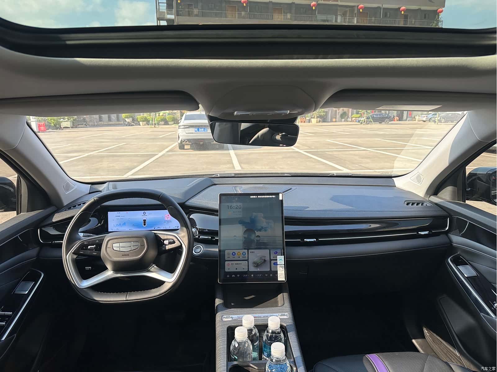 Geely Preface, 2025 21