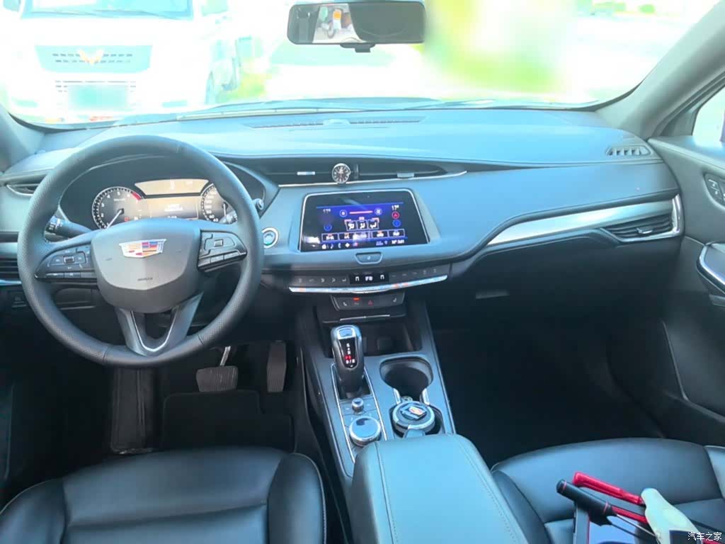 Cadillac XT4, 2018 10