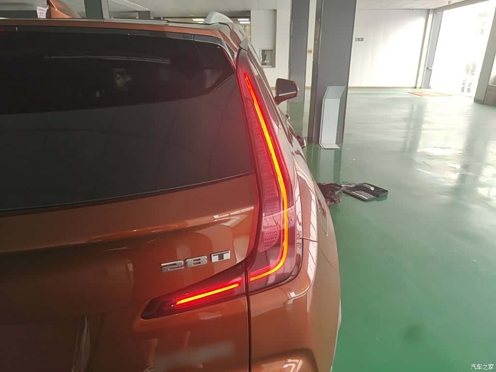 Cadillac XT4, 2019 8