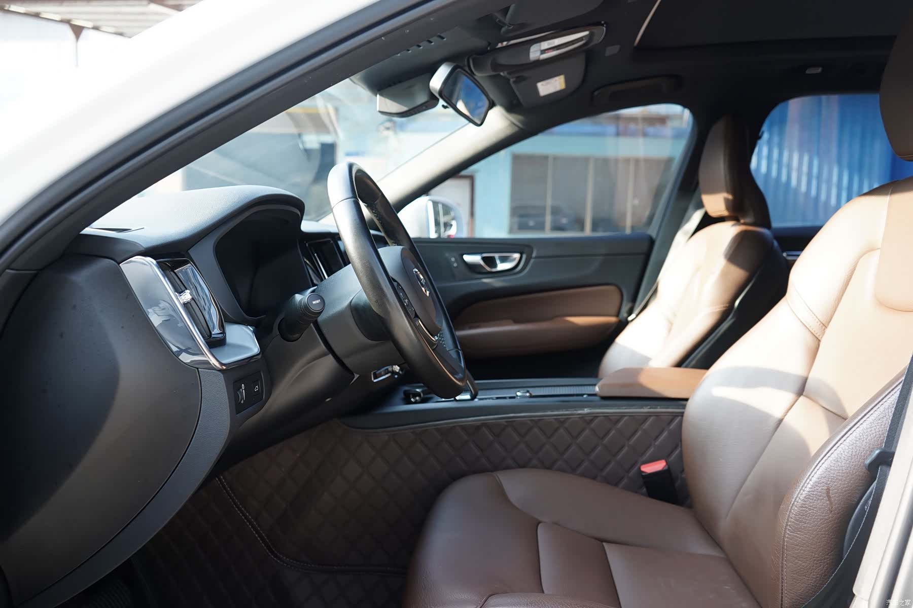 Volvo XC60, 2021 4