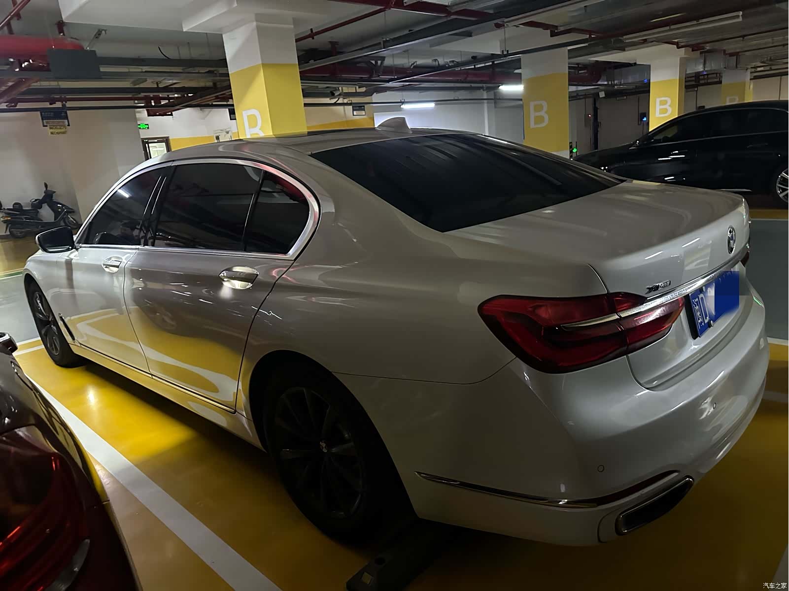 BMW 7 Series, 2016 6