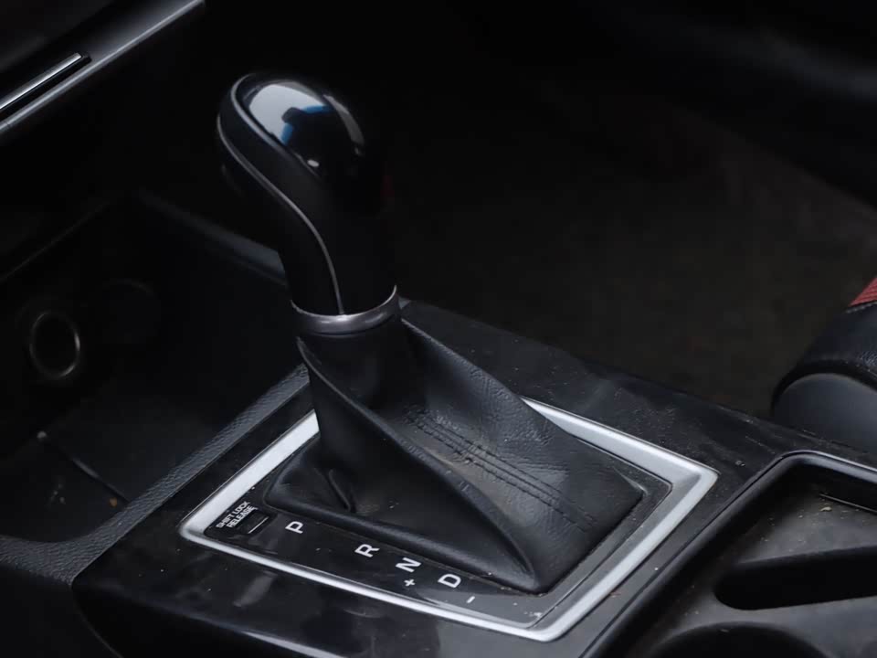 Hyundai Name picture