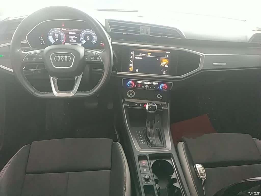 Audi Q3, 2021 10