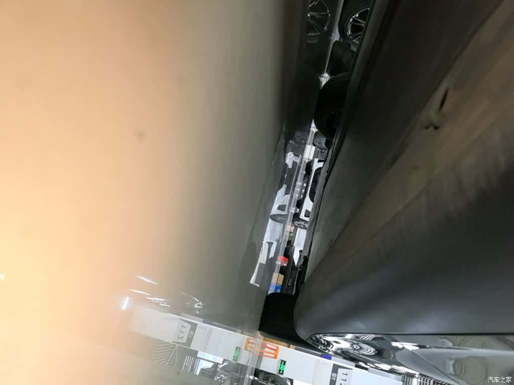 Tesla Model Y, 2024 21