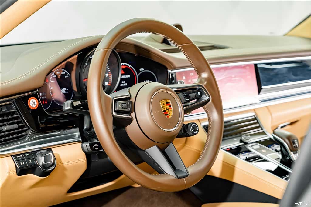 Porsche Panamera, 2022 11