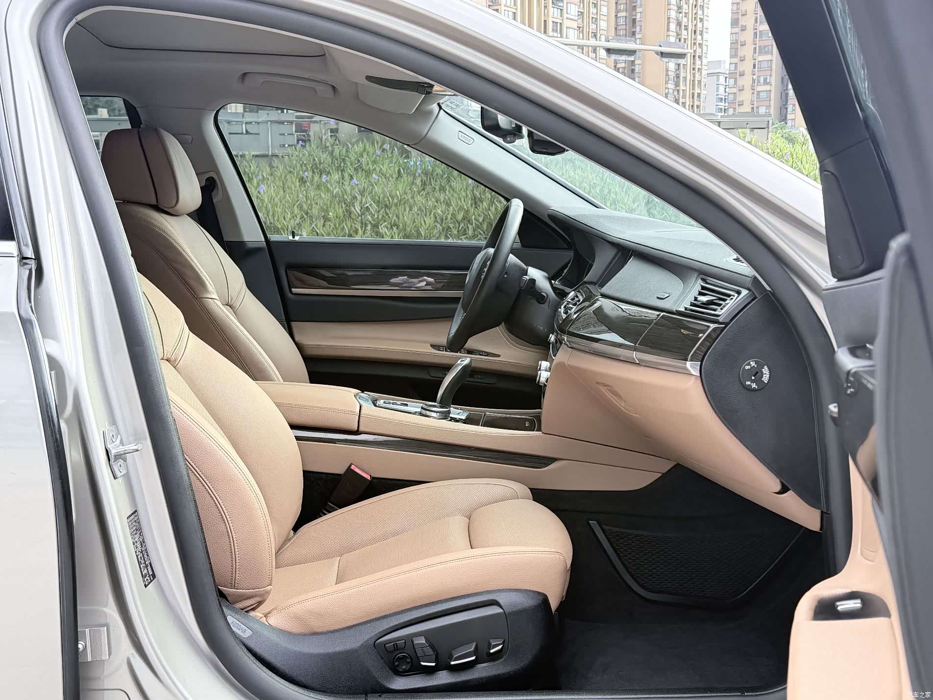 BMW 7 Series, 2014 8