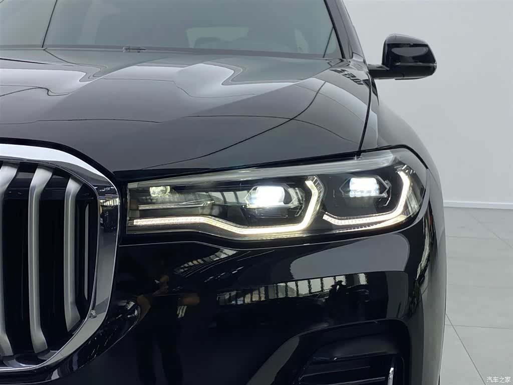 BMW X7, 2022 37