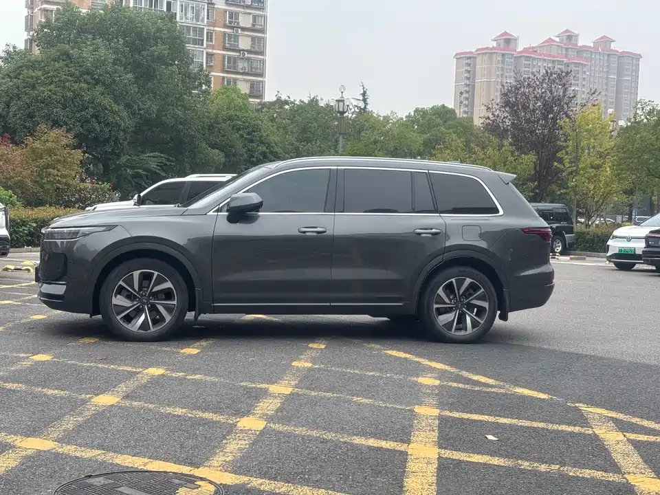 Li Auto Ideal ONE