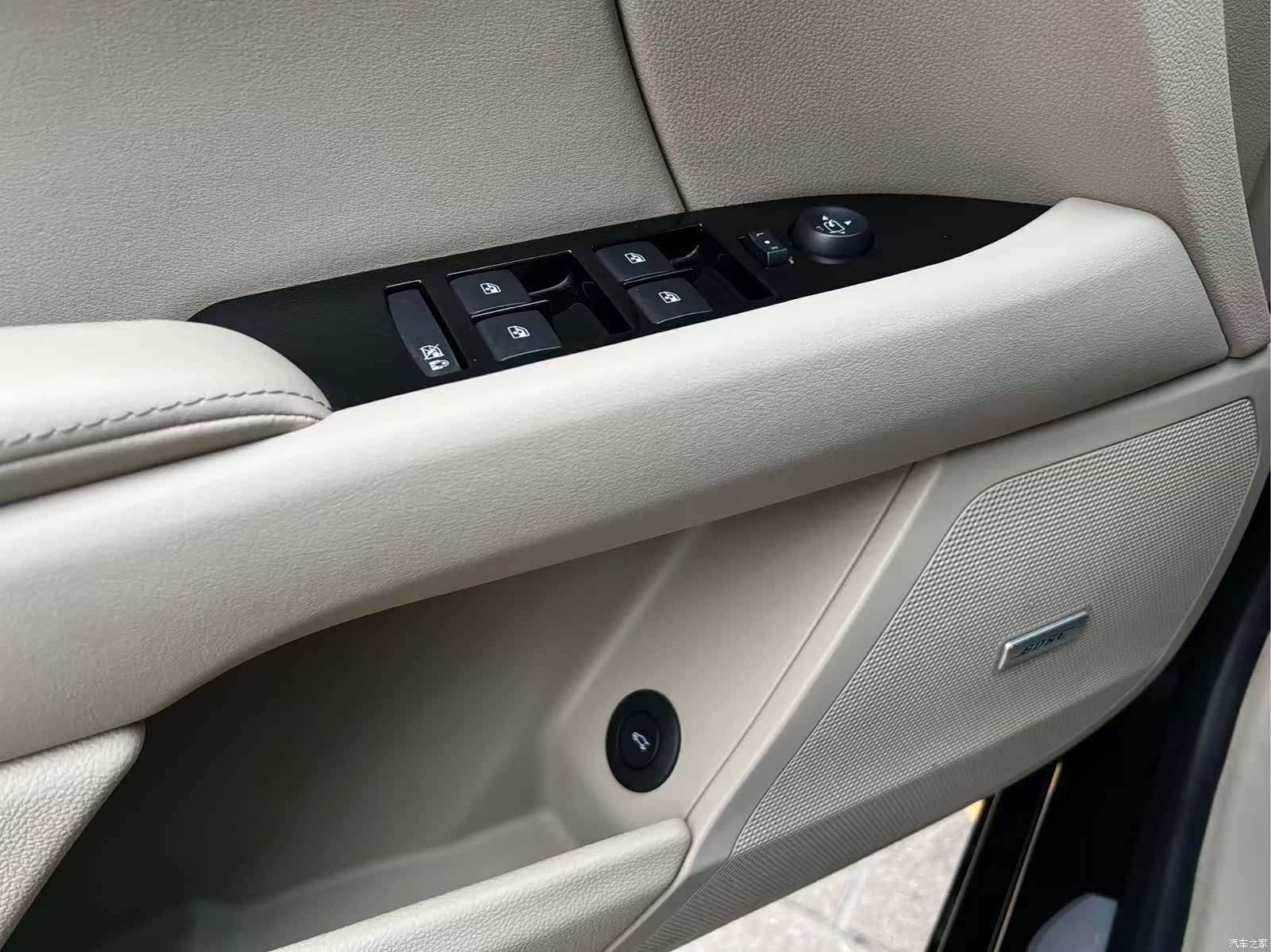 Cadillac XTS, 2013 19