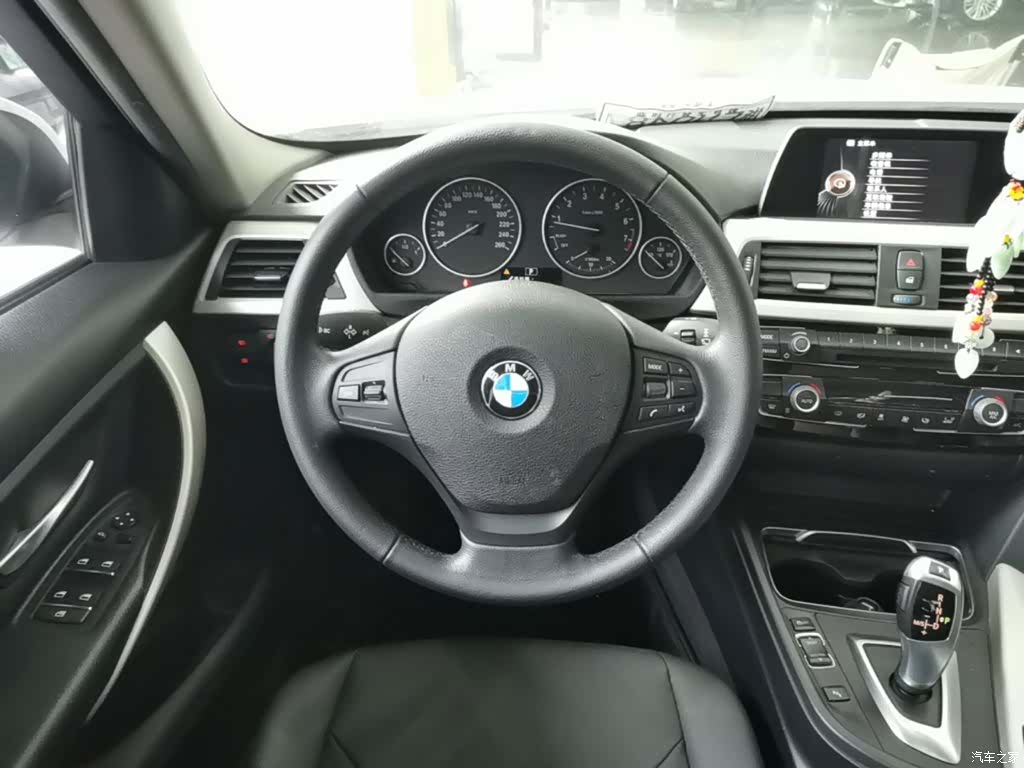 BMW 3 Series, 2016 11