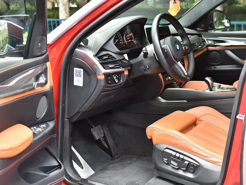 BMW X6 M