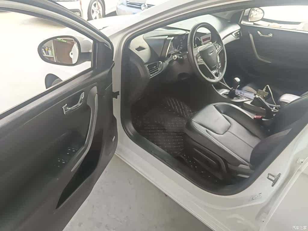 Chery 5, 2016 16