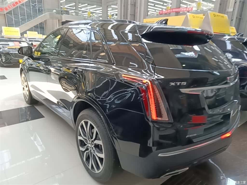 Cadillac XT5, 2021 все фото