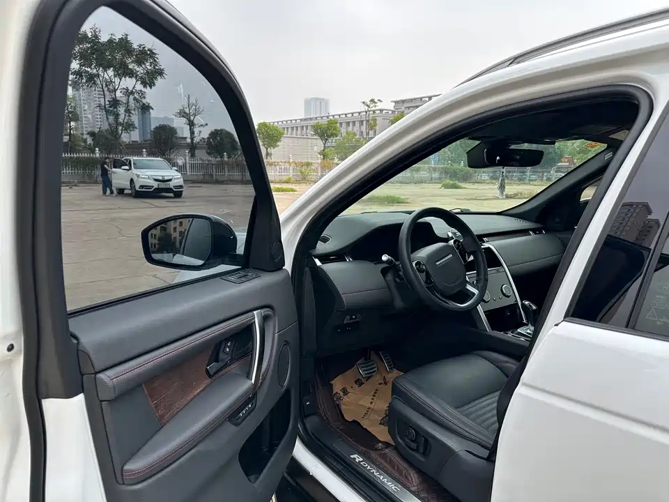 Land Rover Discover sports