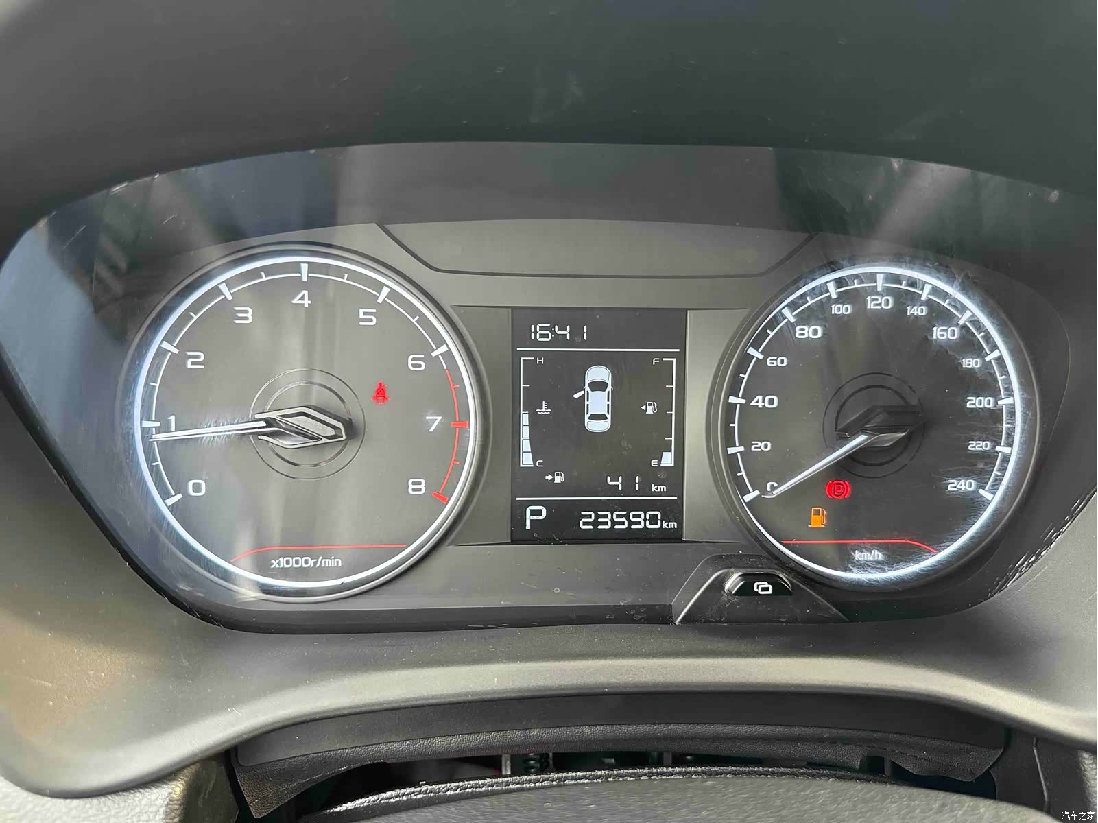 Geely X3, 2022 15