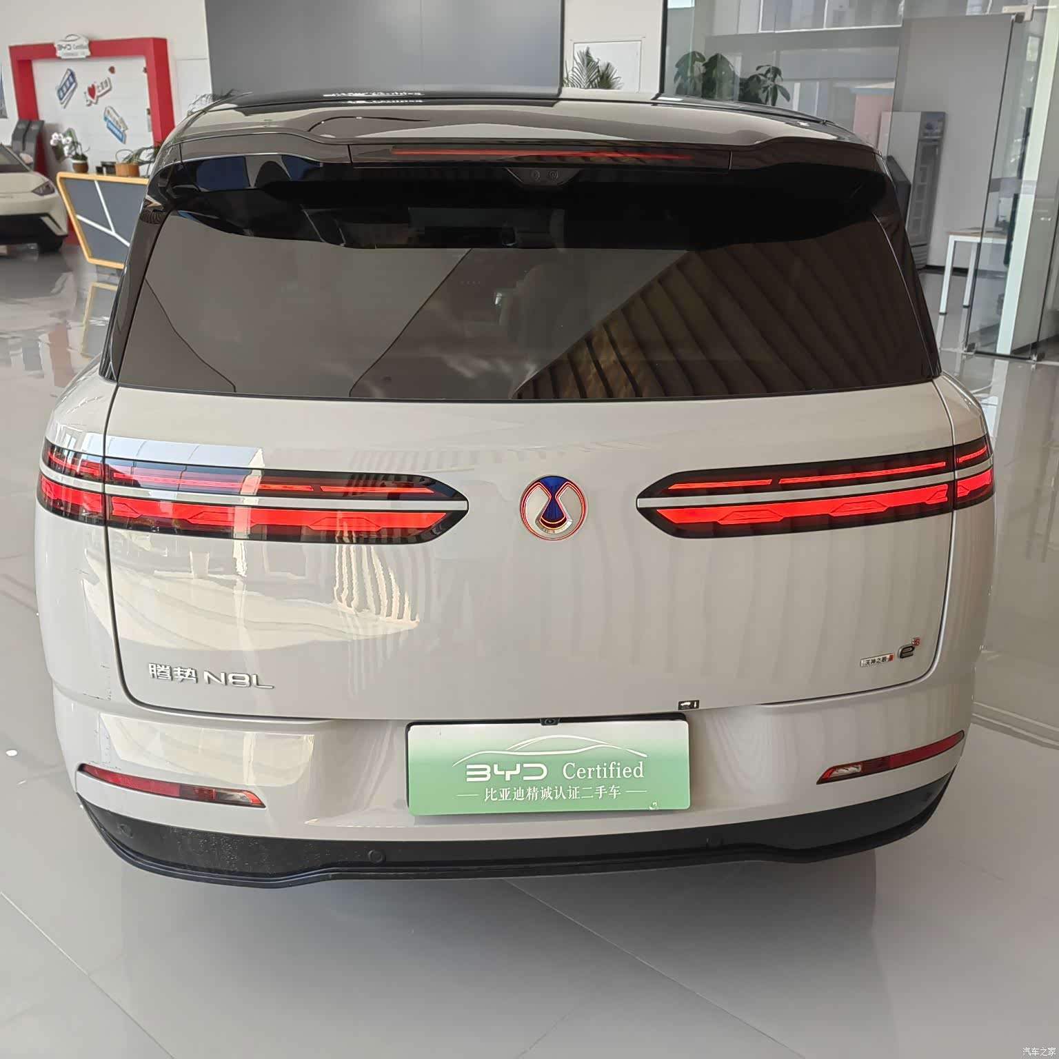 Denza N8, 2025 15