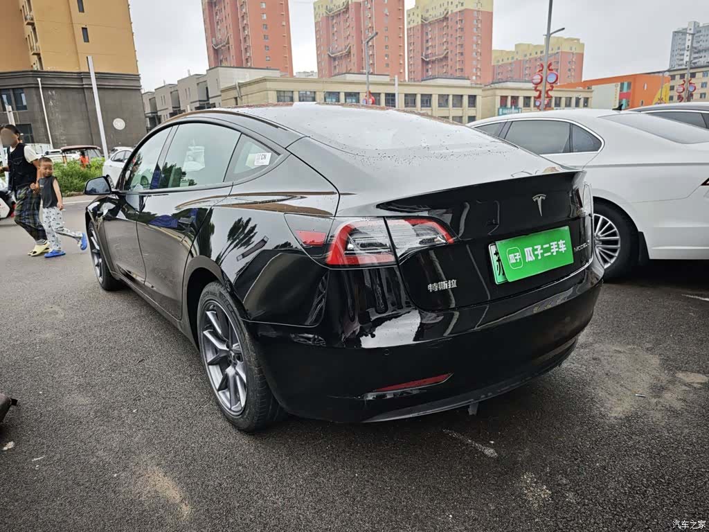 Tesla Model 3, 2023 все фото