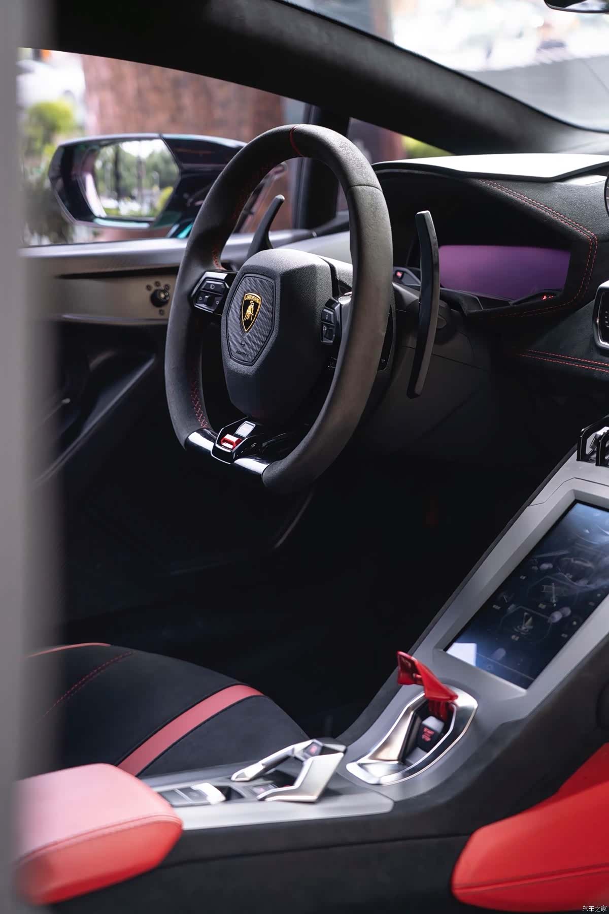 Lamborghini Huracán, 2023 25