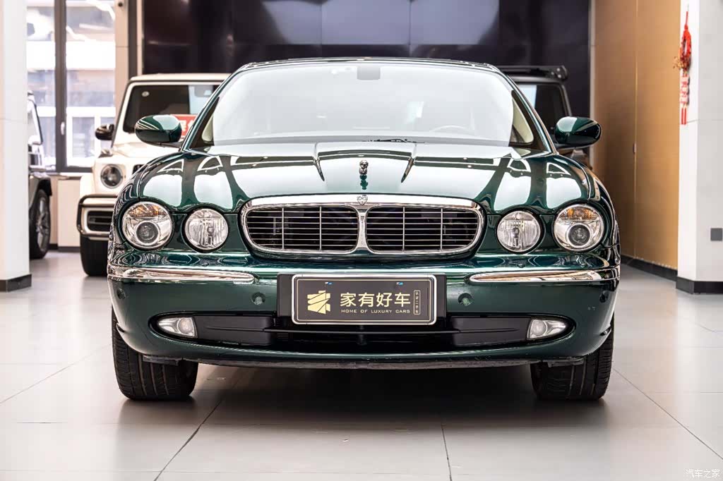 Jaguar XJ, 2006 2
