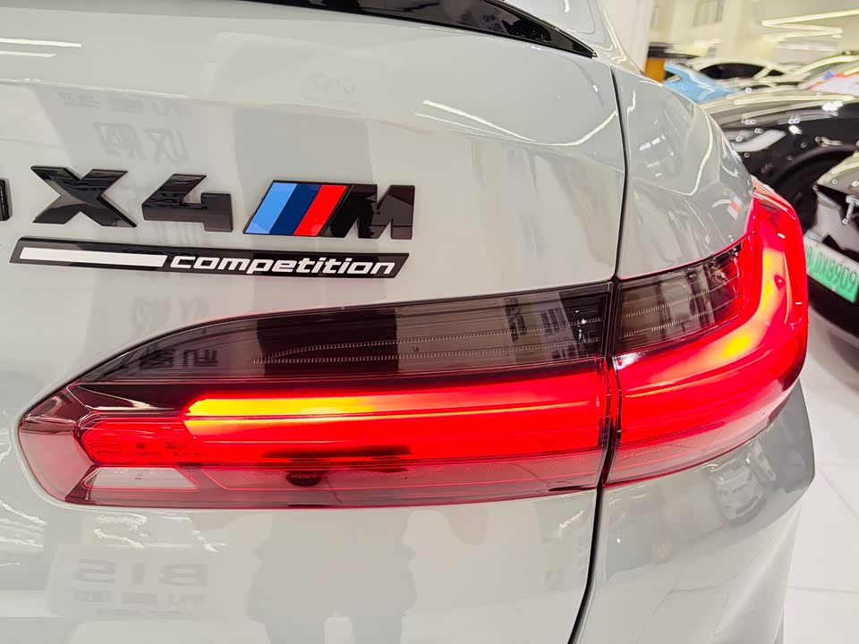 BMW X4 M