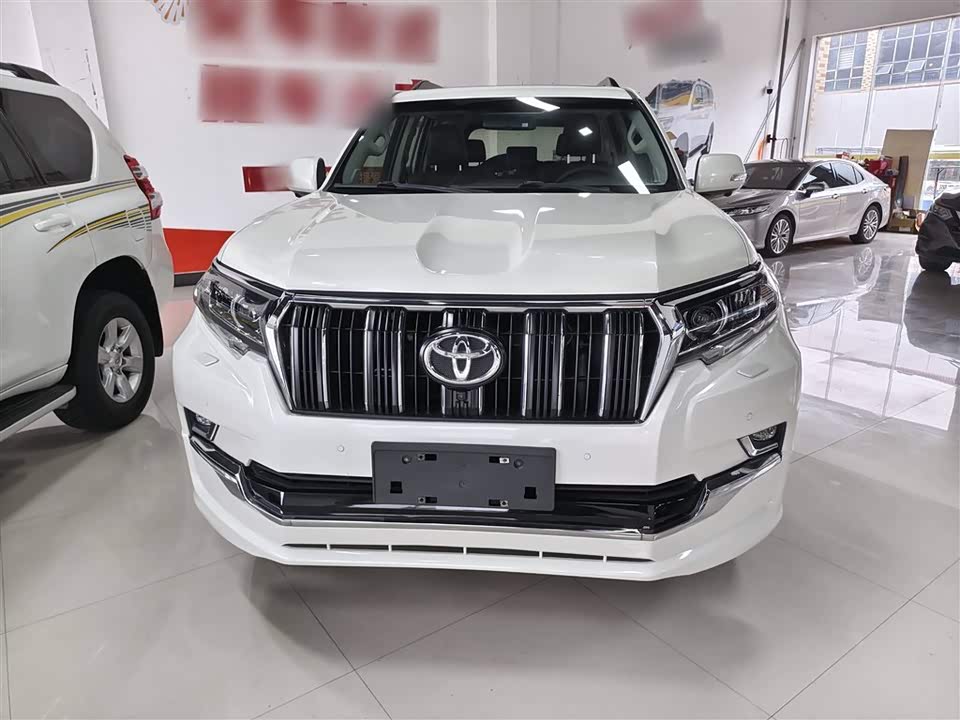 Toyota Prado