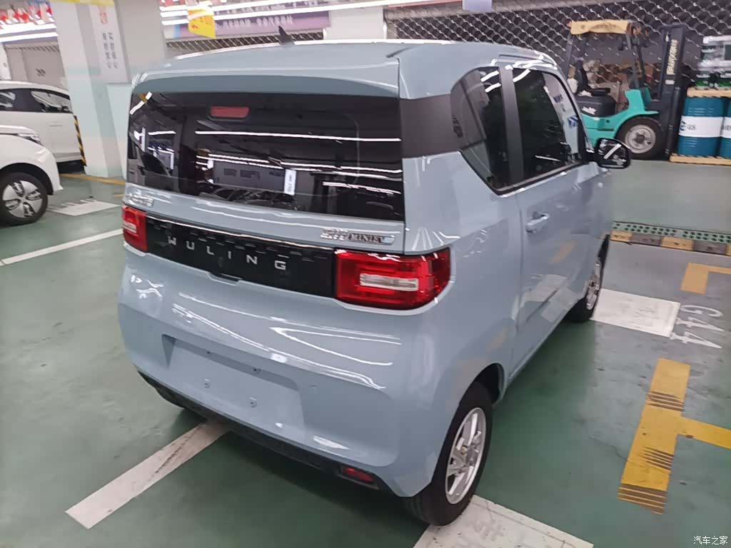 Wuling MINIEV, 2021 все фото