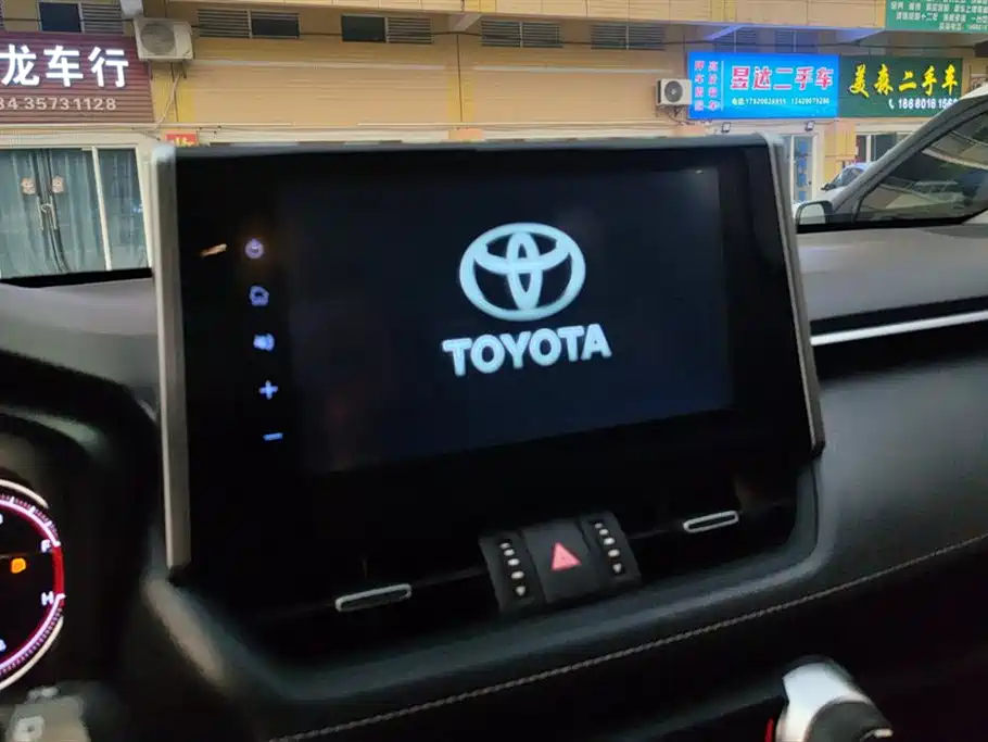 Toyota RAV4 Rongfang