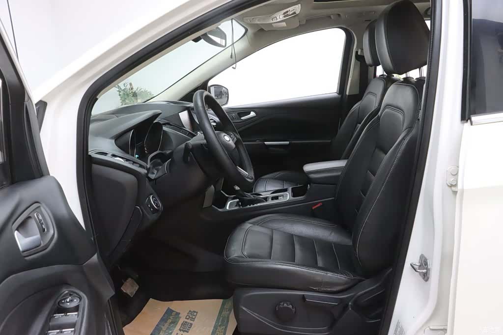 Ford Kuga, 2017 16