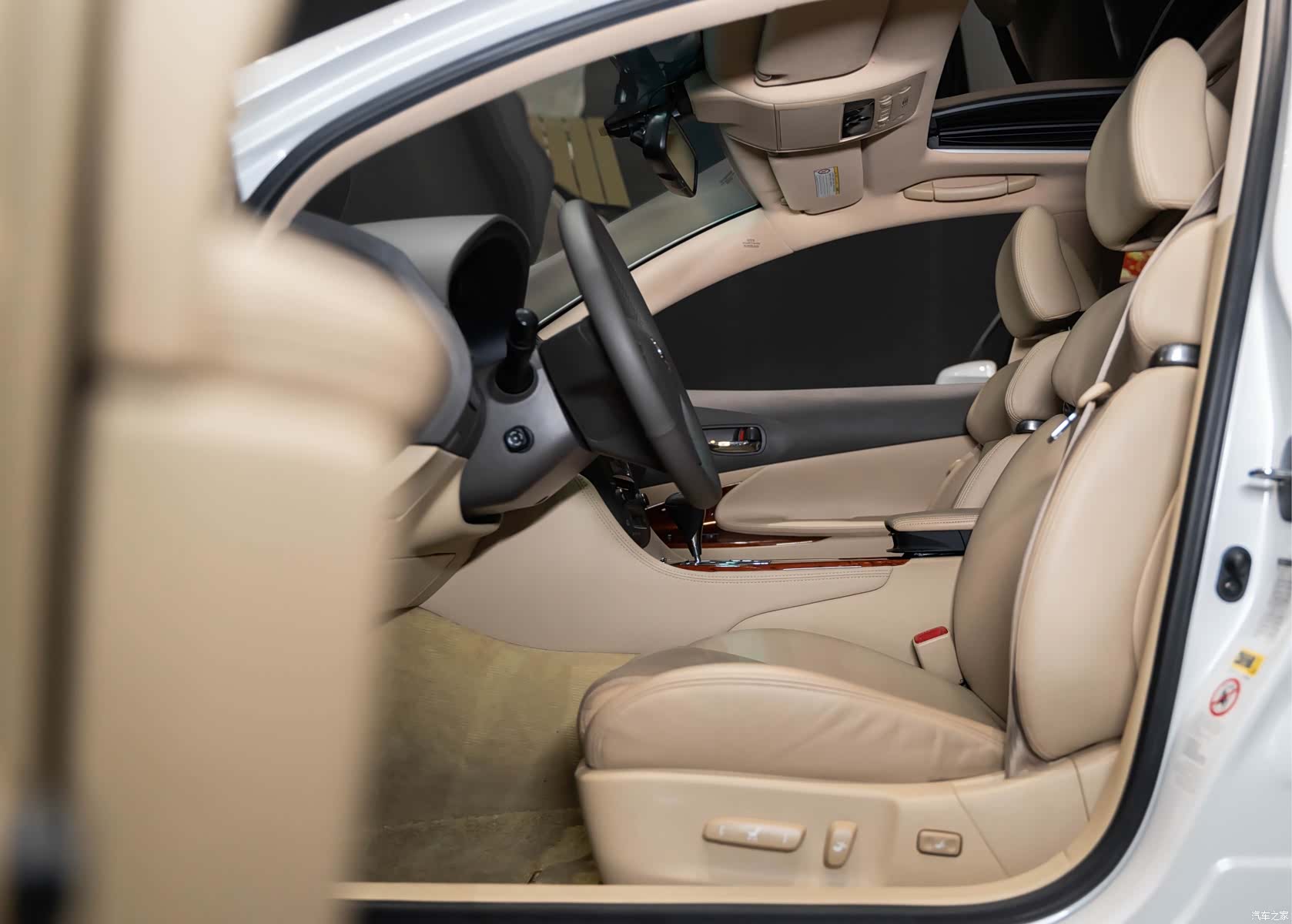 Lexus GS, 2008 11