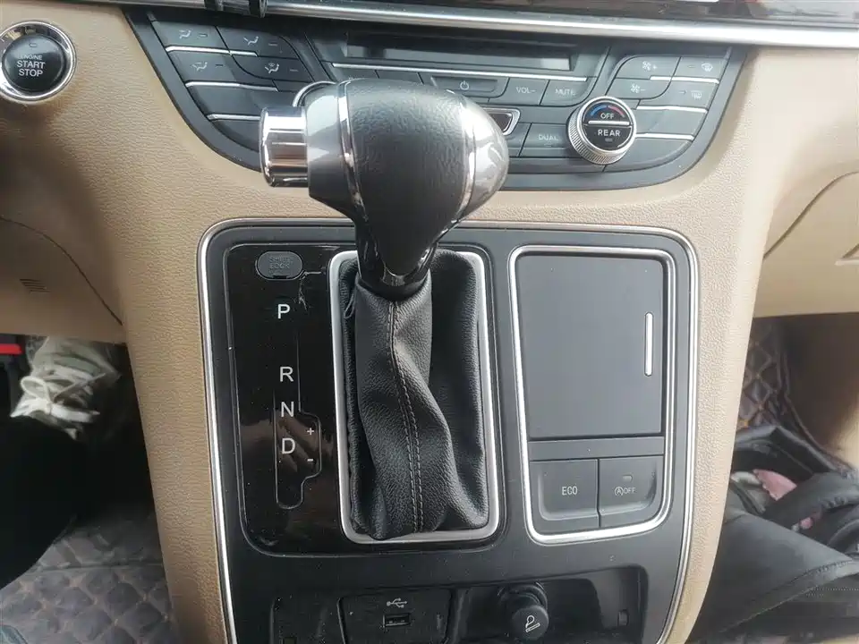 JAC Refine Ruifeng L6 MAX