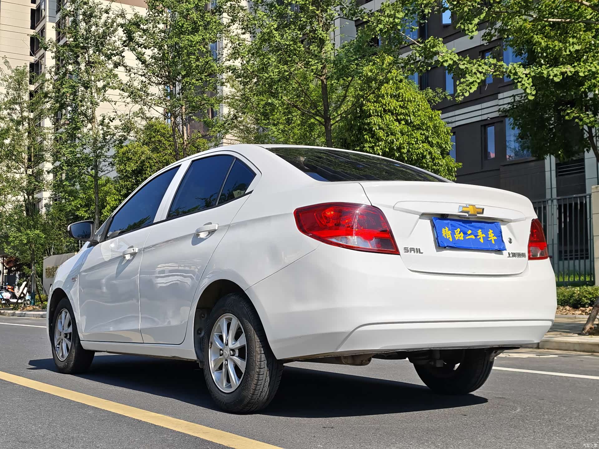 Chevrolet 3, 2015 6