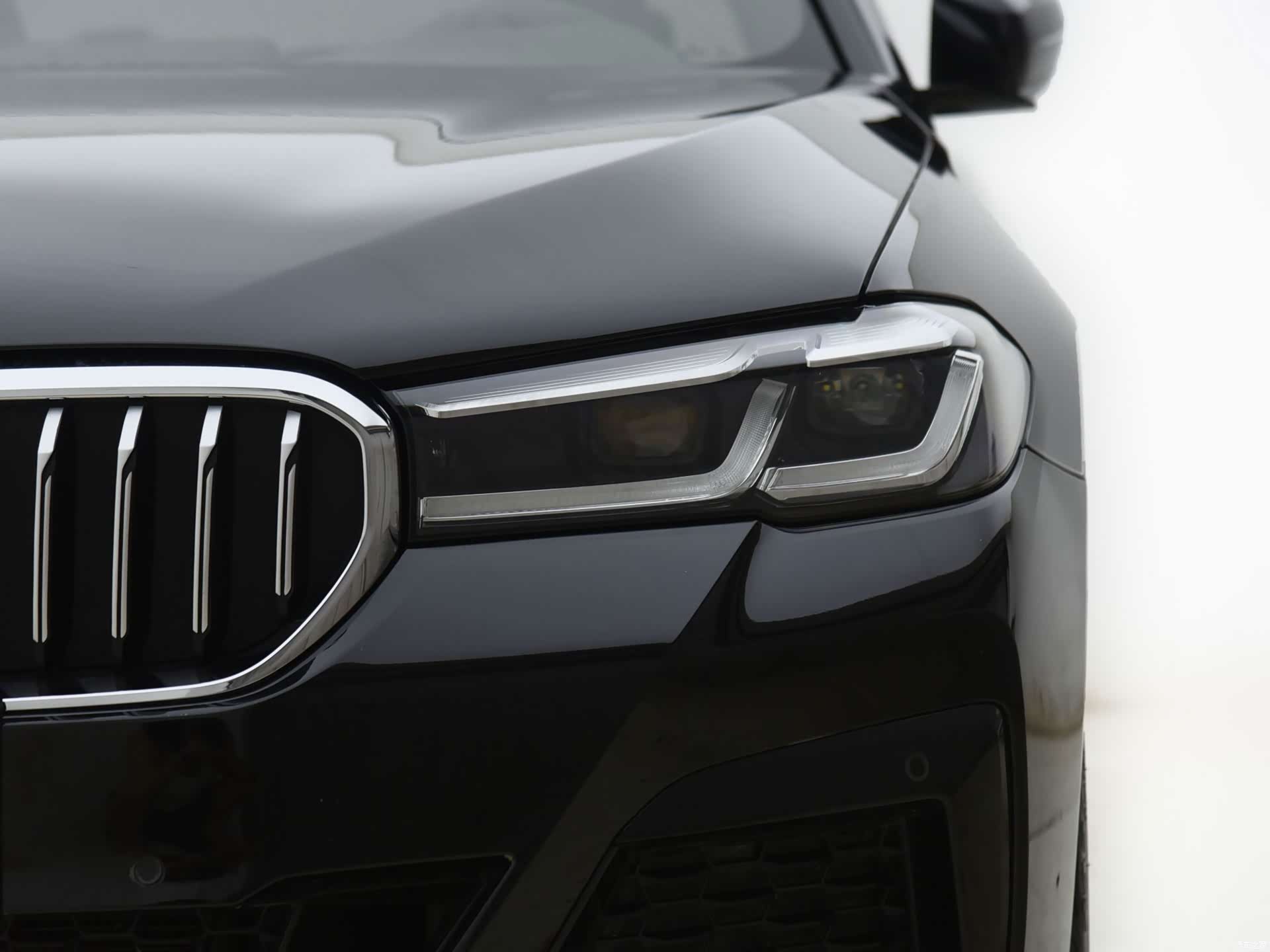 BMW 5 Series, 2022 31