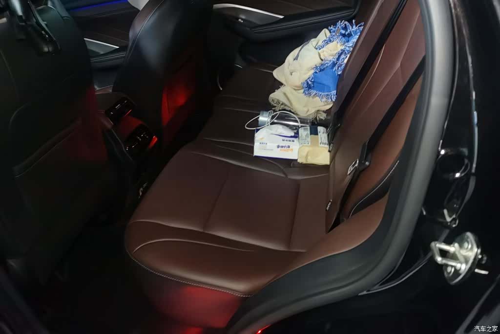 WEY VV6, 2019 11