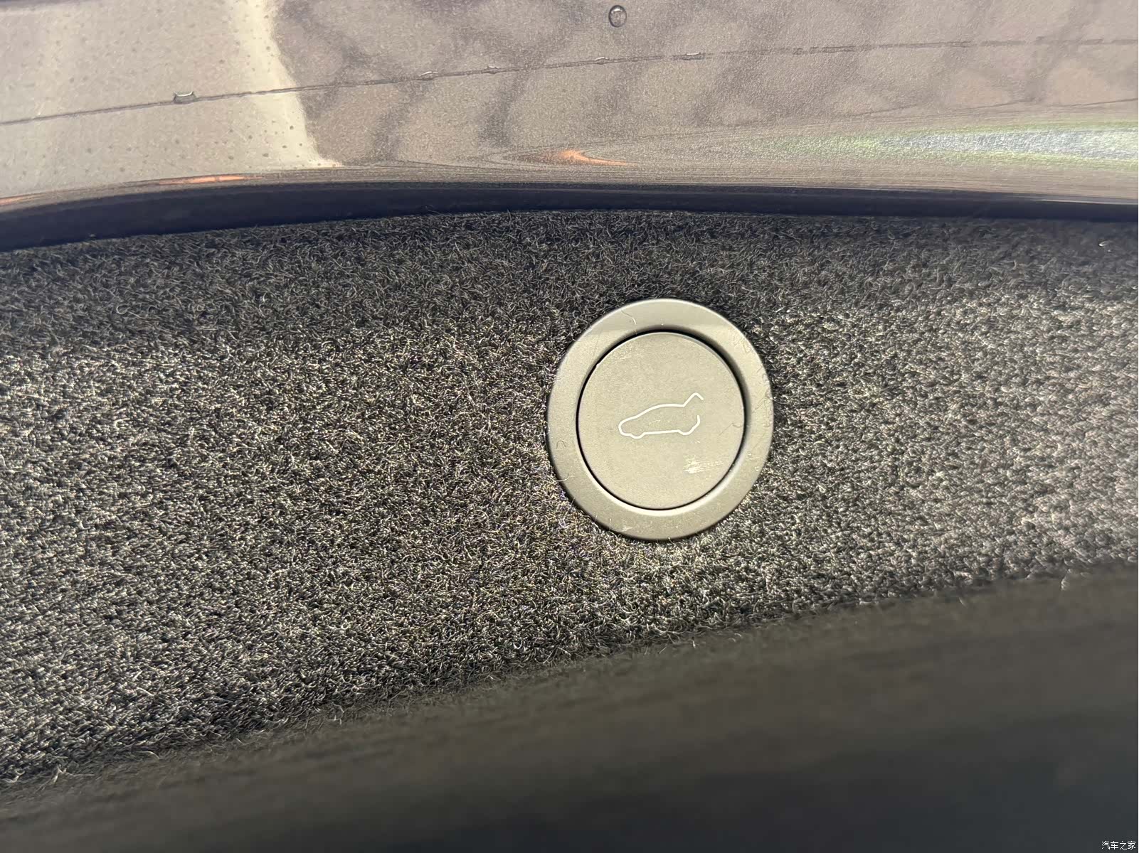 Tesla Model 3, 2025 21